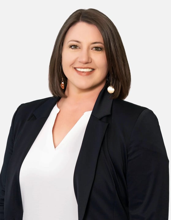 Deanna Holcomb, Mortgage Loan Officer